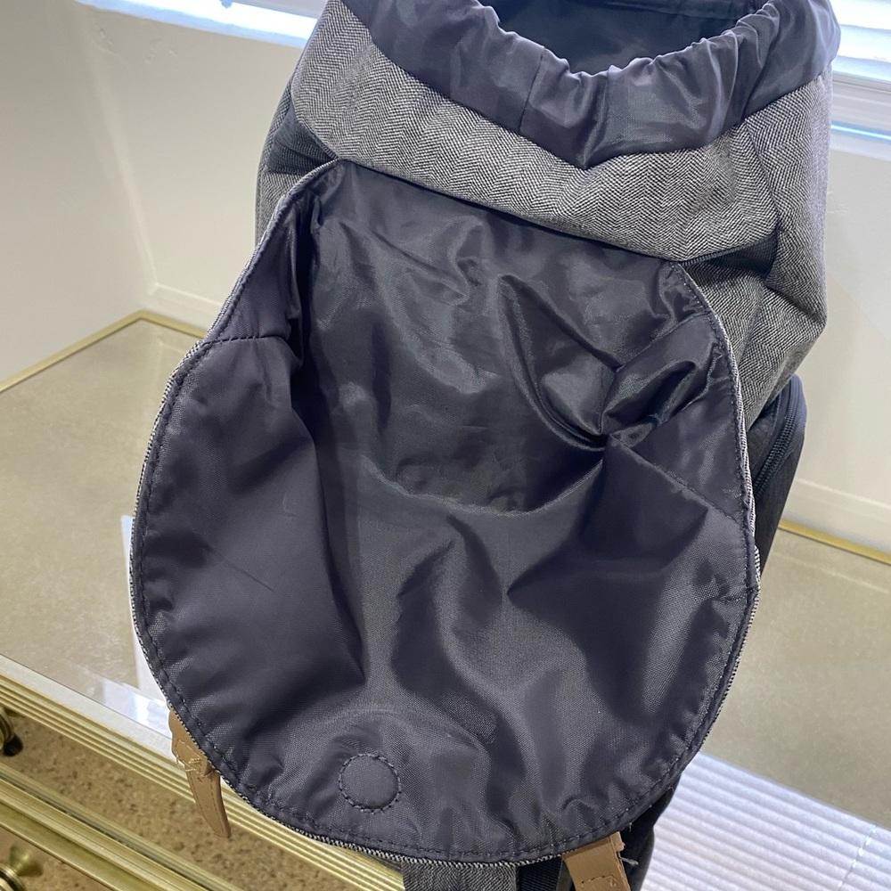 Diaper bag/backpack - Picture 3 of 5